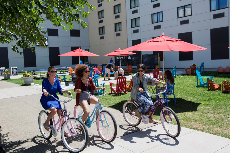 Play Chess for FREE in Downtown Niagara Falls!