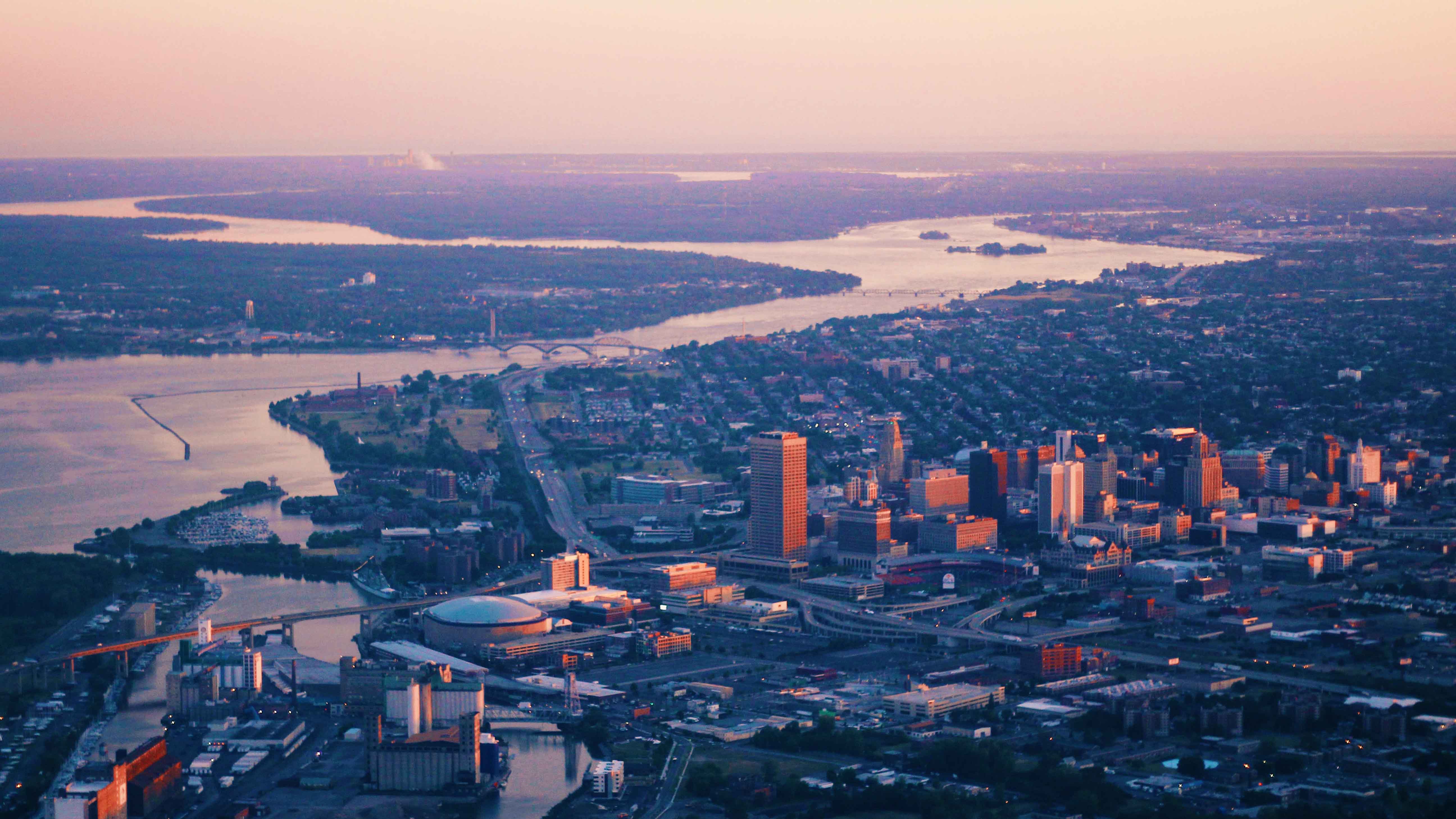 From Across the Pond, UK's Daily Express Tours Buffalo - Visit Buffalo ...