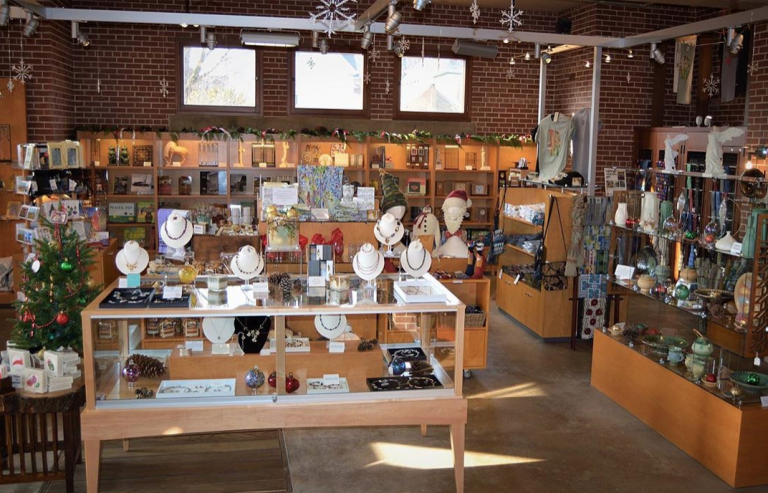 10-buffalo-museum-gallery-stores-with-creative-gift-ideas